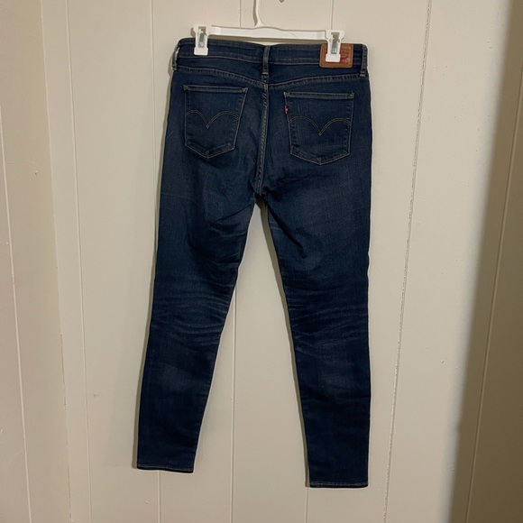 Levi’s Women’s 711 Skinny Jeans Size 30 - Picture 4 of 4